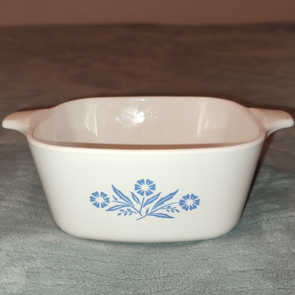 Corningware Cornflower Blue P 43 B 2 3/4 Cup White Dish with Blue Floral Design - Picture 1 of 9